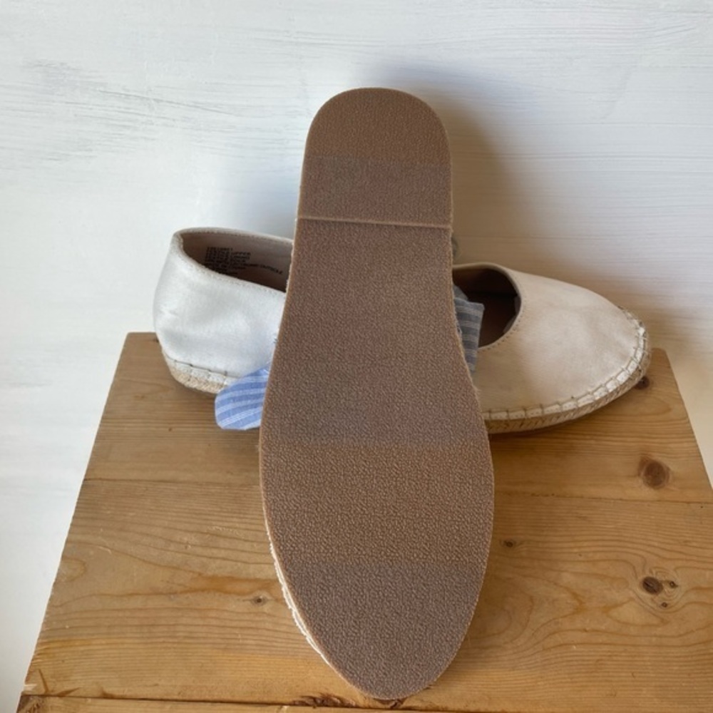 Torrid Ivory Canvas Espadrille Flats NWT! Size 11.5 - Picture 12 of 13